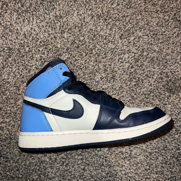 Jordan 1 Retro High OG UNC Obsidian - Youth 4.5 or Womens 6 - Picture 2 of 7